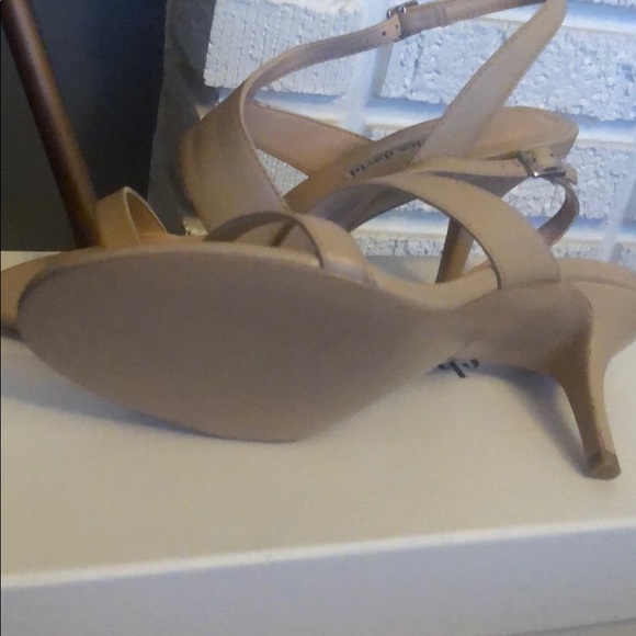 Charles David nude heels - Picture 8 of 8